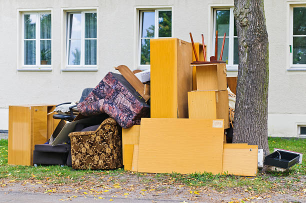 Best Commercial Cleanout Services  in Clintonville, WI